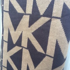Michael Kors scarf